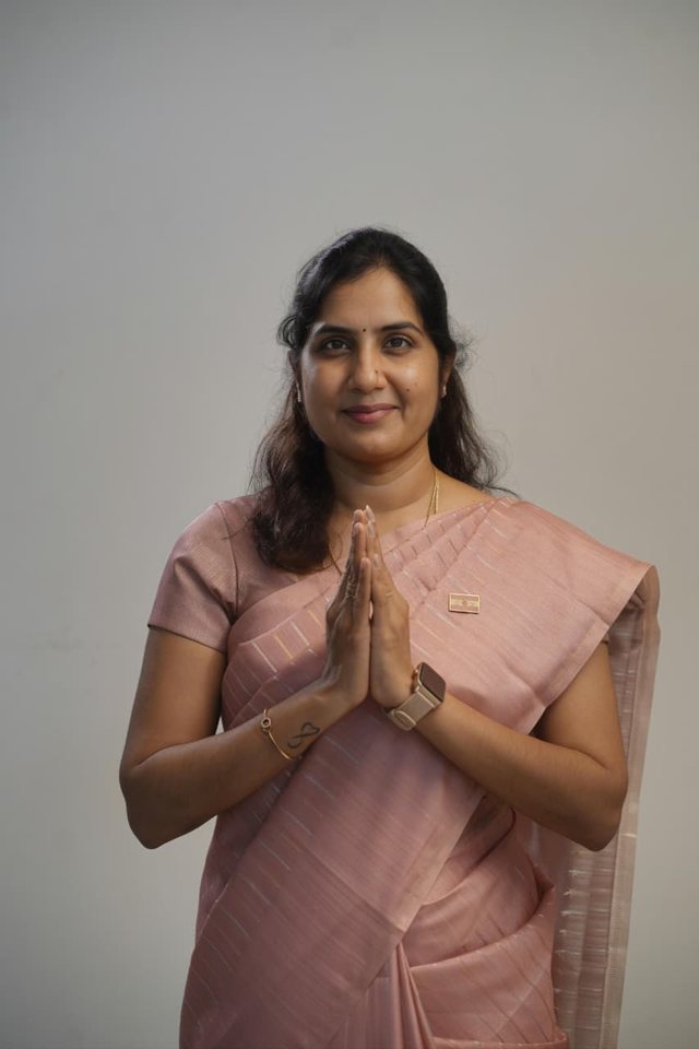 மேனகா பாலகிருஷ்ணன், எடப்பாடி தொகுதி மக்கள் சேவை மையம்